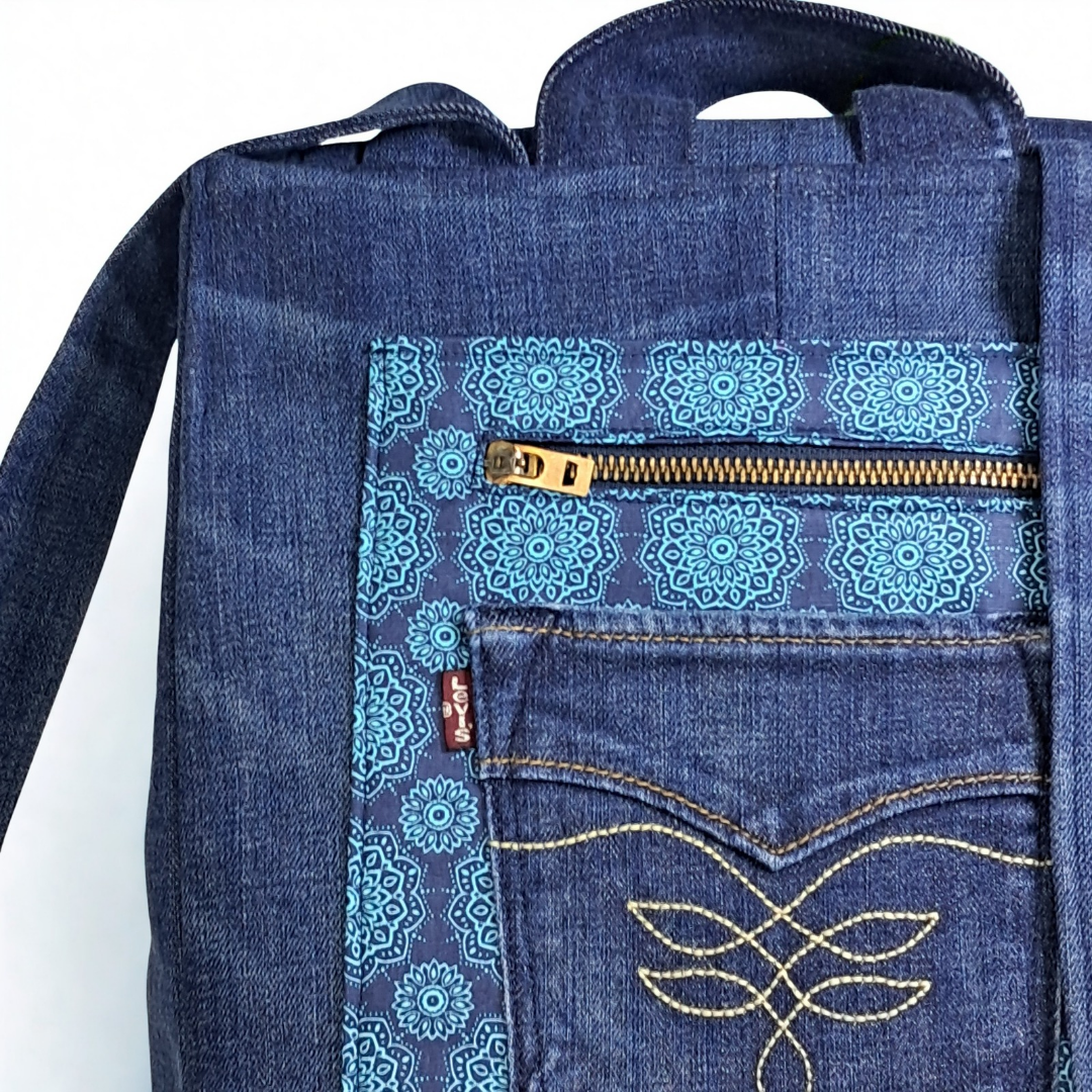Mochila azul vaquera "Mandalas" - Imagen 3